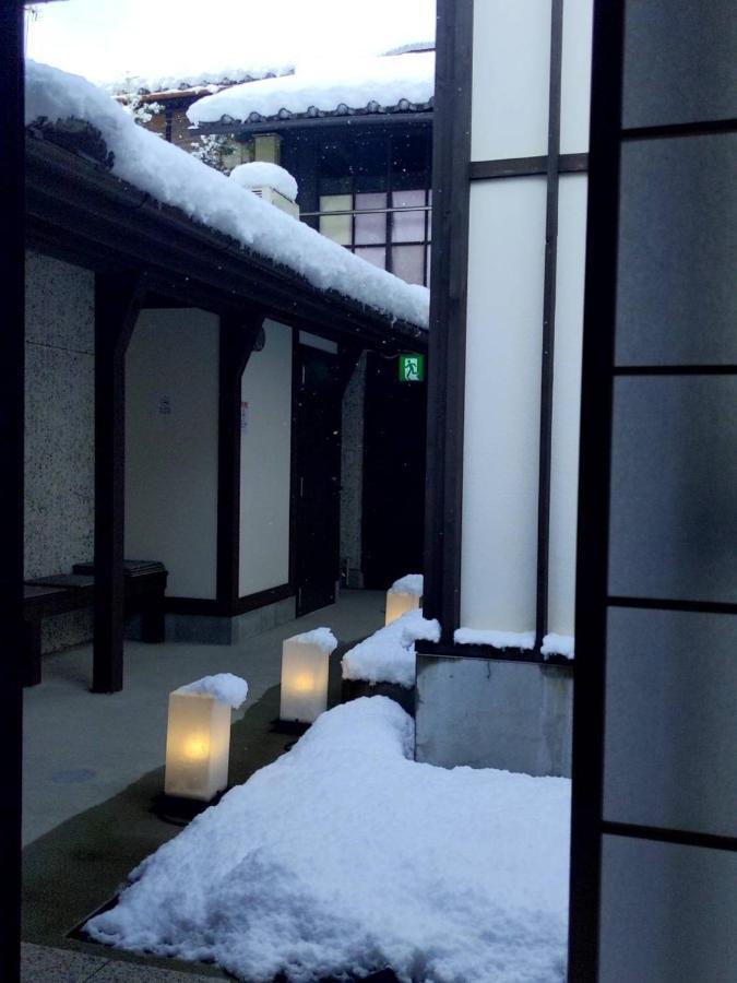 Kou Nishijin Apartment Kyoto Bagian luar foto